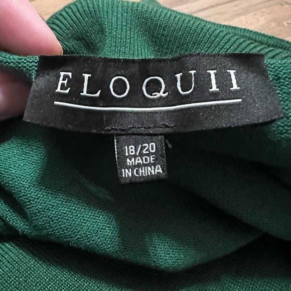 Eloquii green long sleeve turtle neck sweater with front cut out detail - Picture 7 of 9